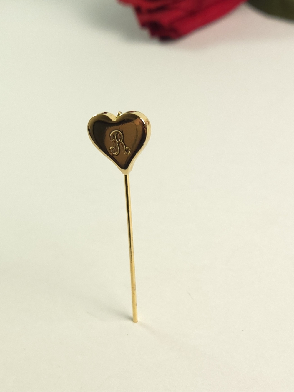 Vintage Gold Tone Letter R Heart Hat Pin - Picture 2 of 5